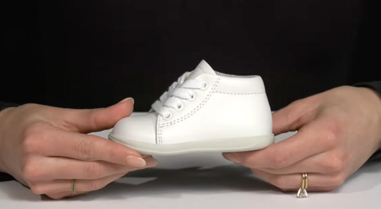 White dress shoes for toddlers with wide feet.