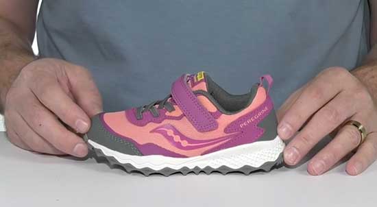 Saucony shoes for girls with wide feet.