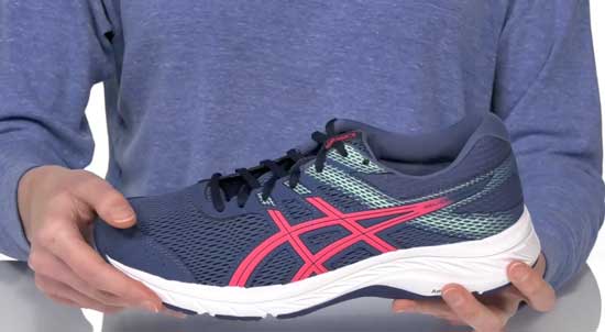 Supportive Asics Cumulus running shoe for kids.