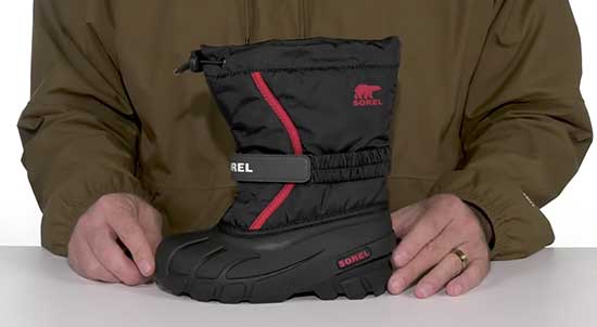 Big boy snow boots available in a big kid size 7.