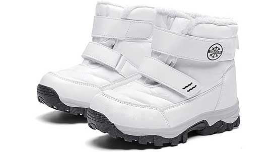 White snow boots with double velcro straps for girls with wide feet.