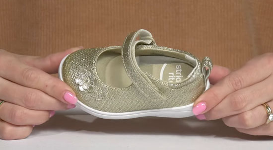 Stride Rite Holly Mary Jane in gold for girls.