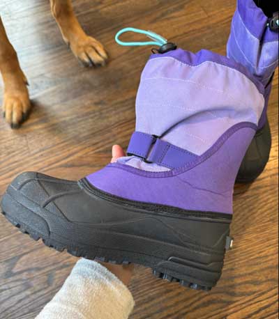 Purple snow boots for girls.