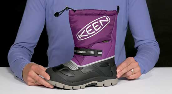 Purple snow boots with removable liners.