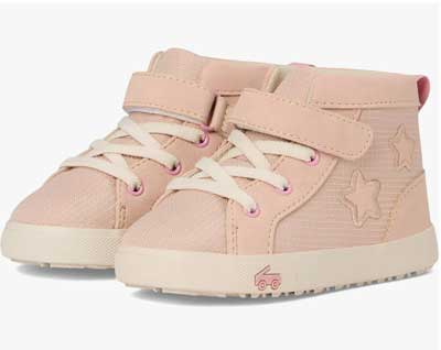 Ankle boots for girls with wide feet.