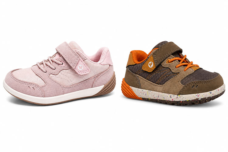 Available in wide widths, these supportive toddler sneakers provide a comfortable fit for children with wider feet.
