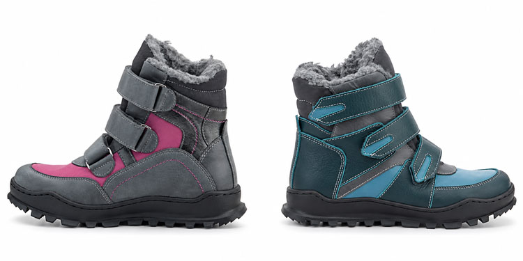 Memo Davos orthopedic winter boots for kids with triple Velcro straps.